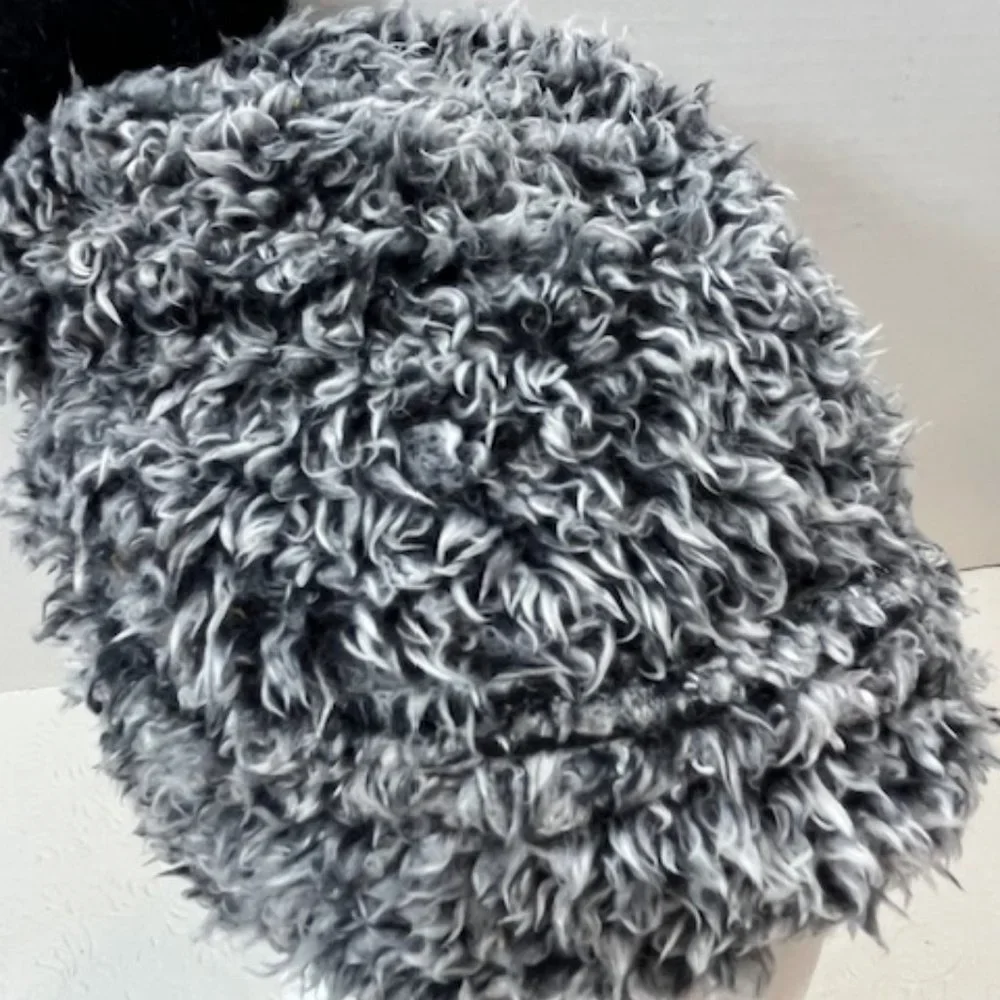 Aeropostale Black White Winter Beanie Hat Black Pom Pom Cotton Lining S/M